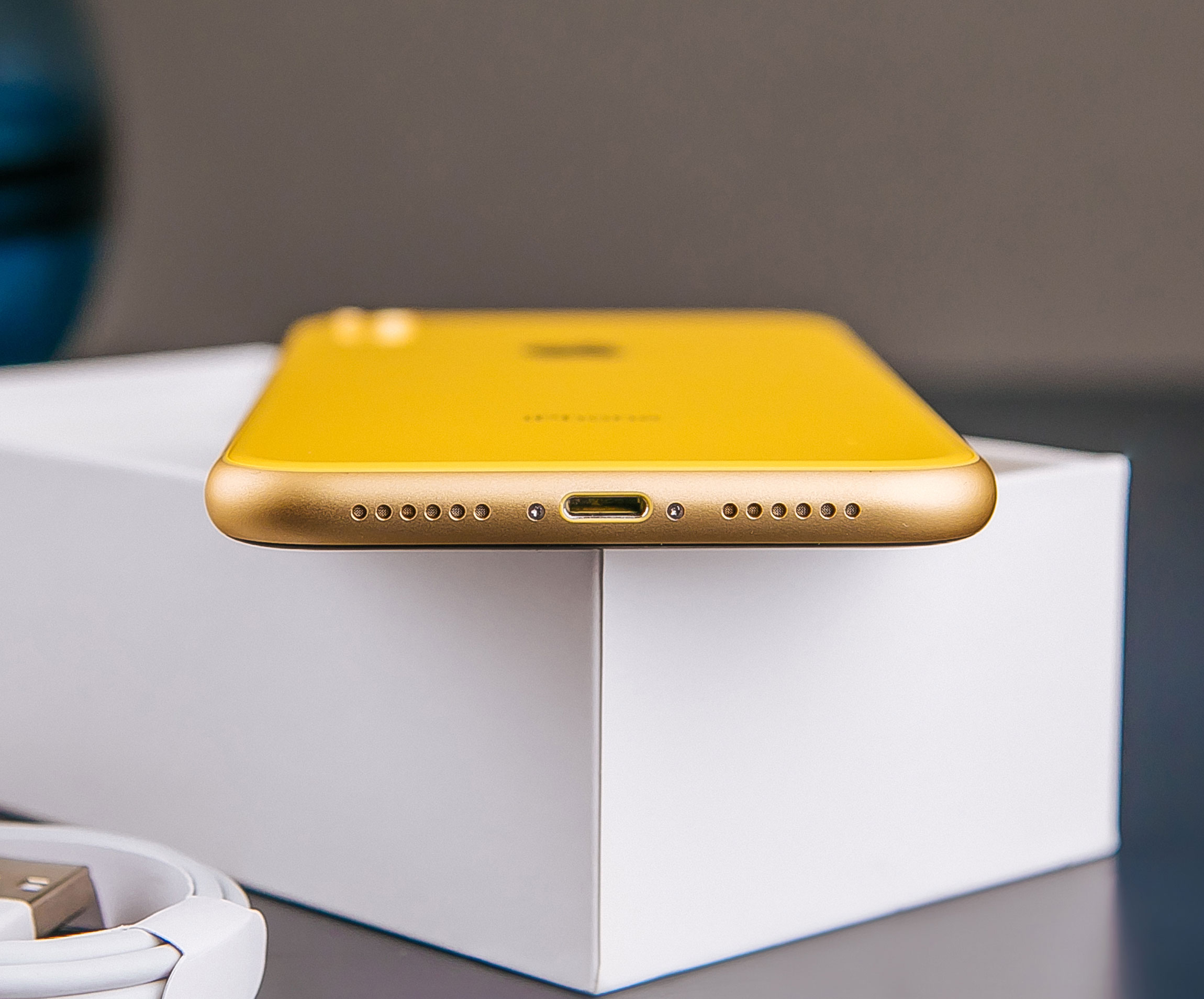 iPhone XR 128GB Yellow (MRY72) б/у